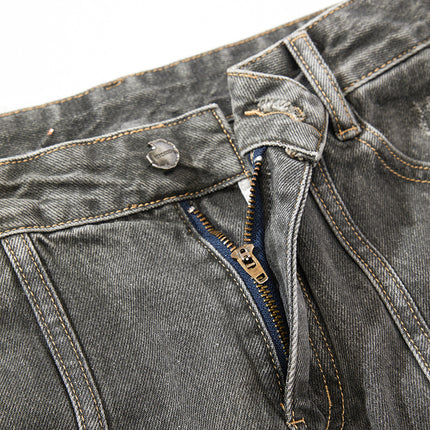 Distressed Wide Avant-Garde Jean 
—-7056