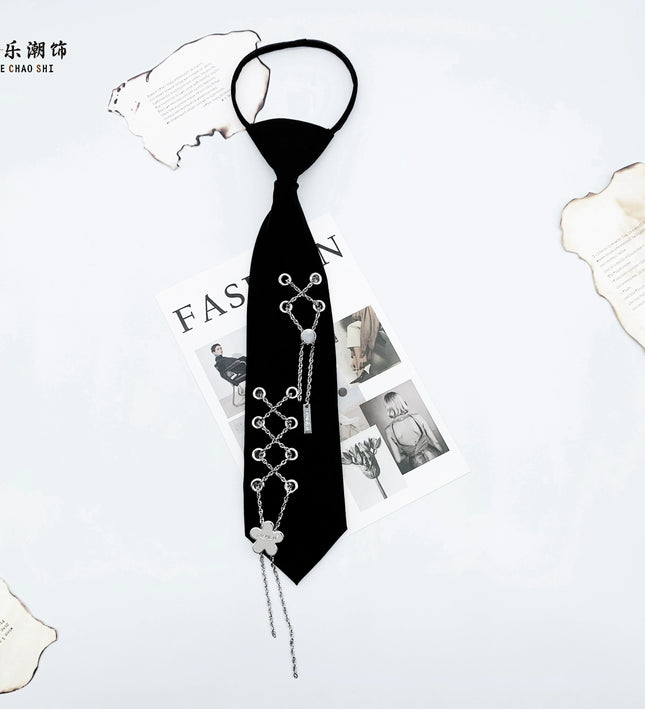 Le Chao ornament, original trendy brand no-play shirt, black tie, men's and women's design, collegiate girlfriend punk collar